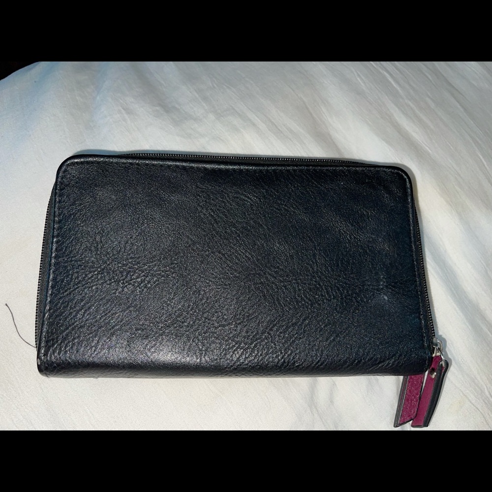 Wallet - Picture 2 of 4
